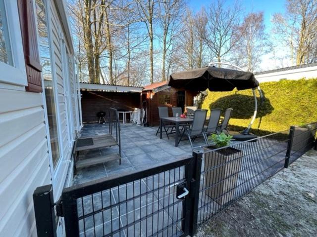 Chalet Kajuit 418 Op 5 Sterren Camping Bergumermeer Hotel Suameer Exterior photo